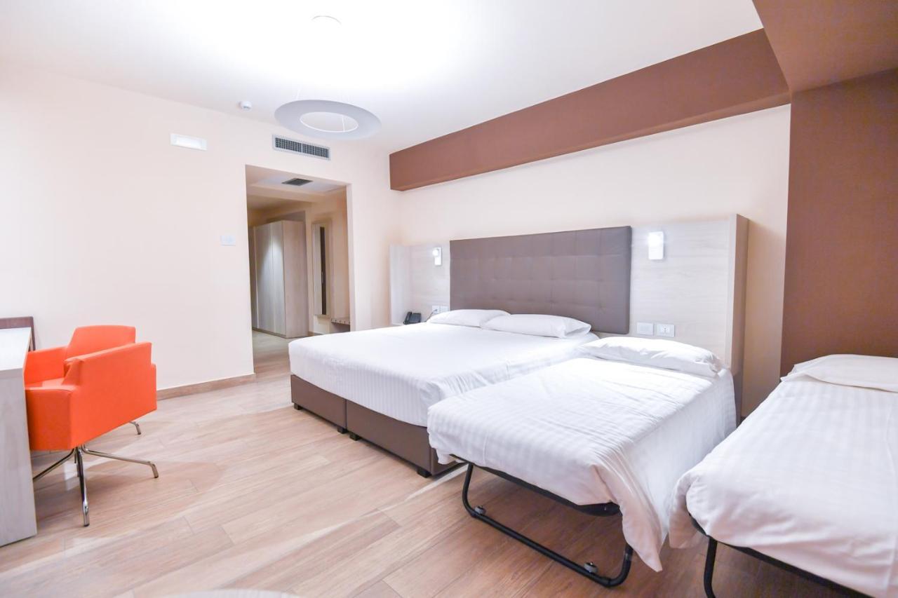 Bhotel Лаґонеґро Екстер'єр фото