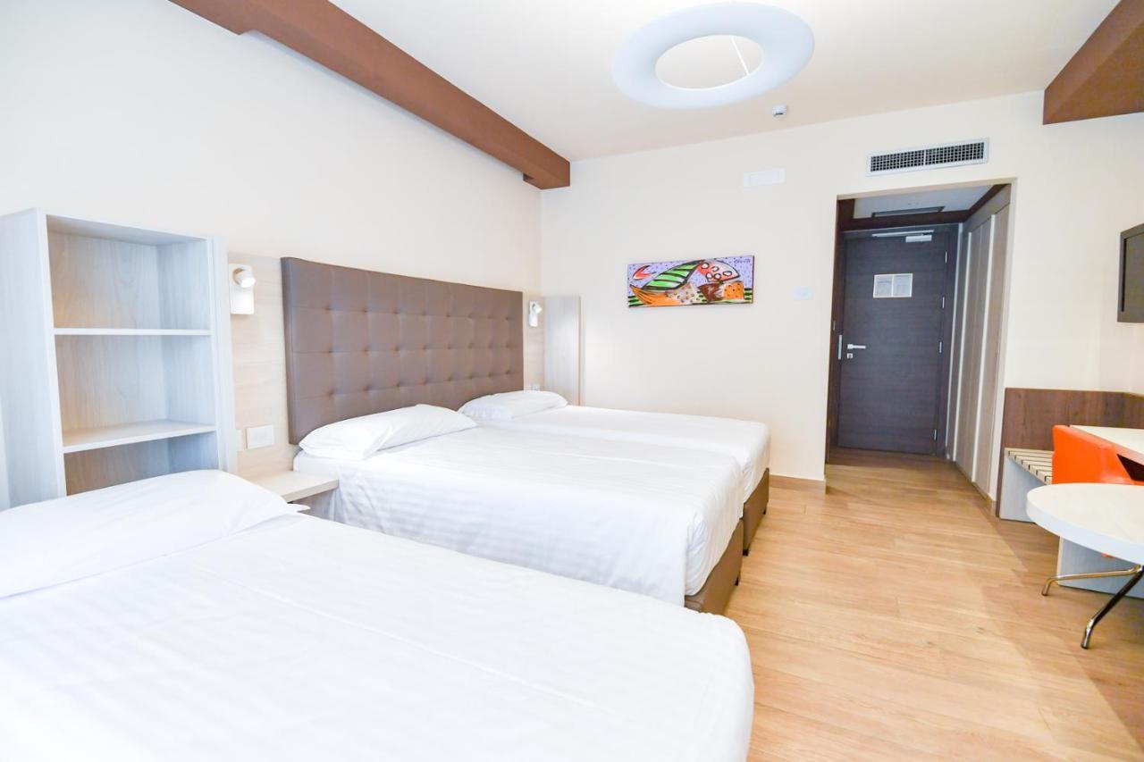 Bhotel Лаґонеґро Екстер'єр фото