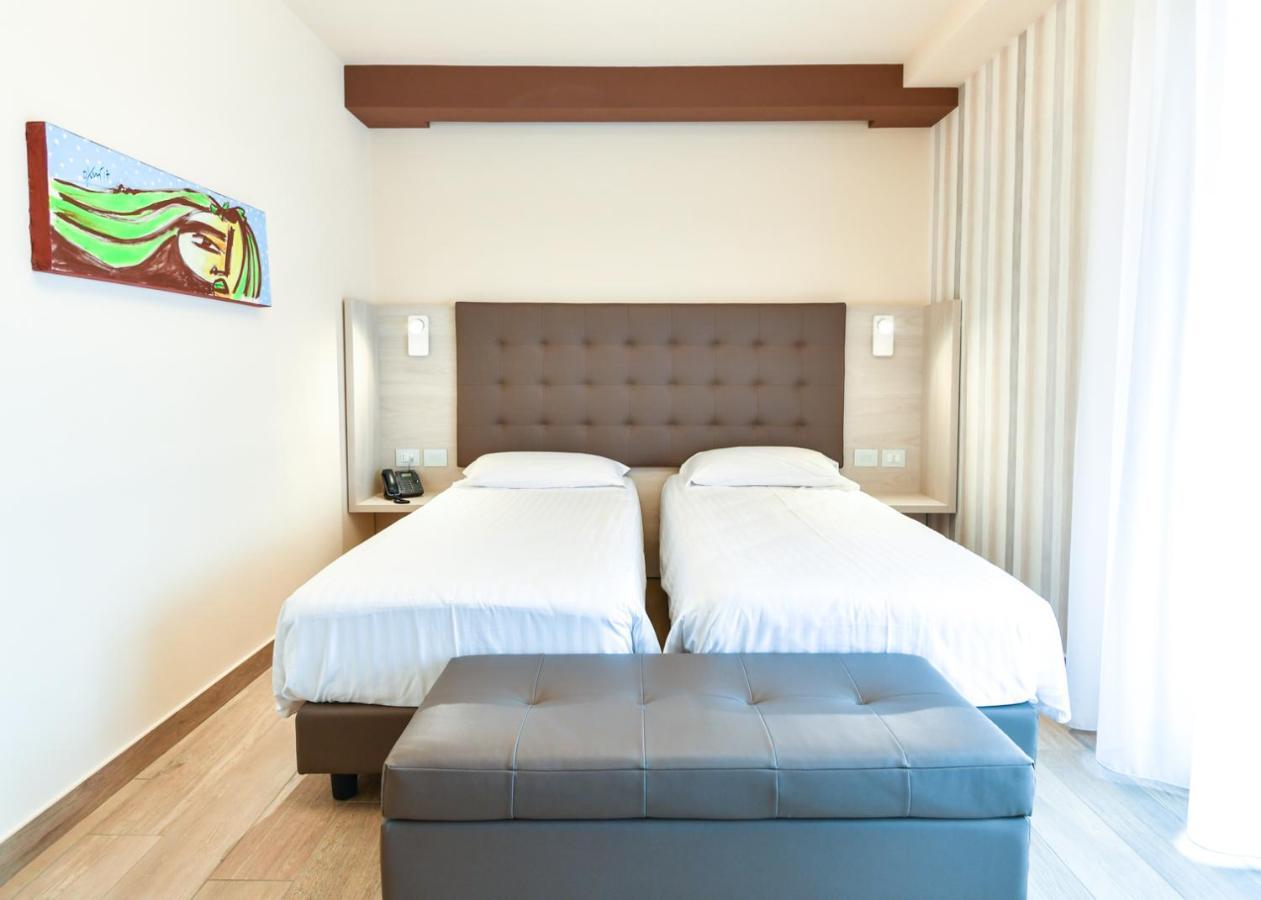 Bhotel Лаґонеґро Екстер'єр фото