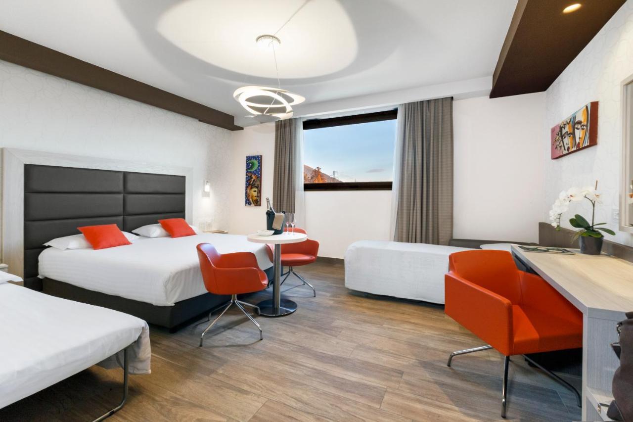 Bhotel Лаґонеґро Екстер'єр фото