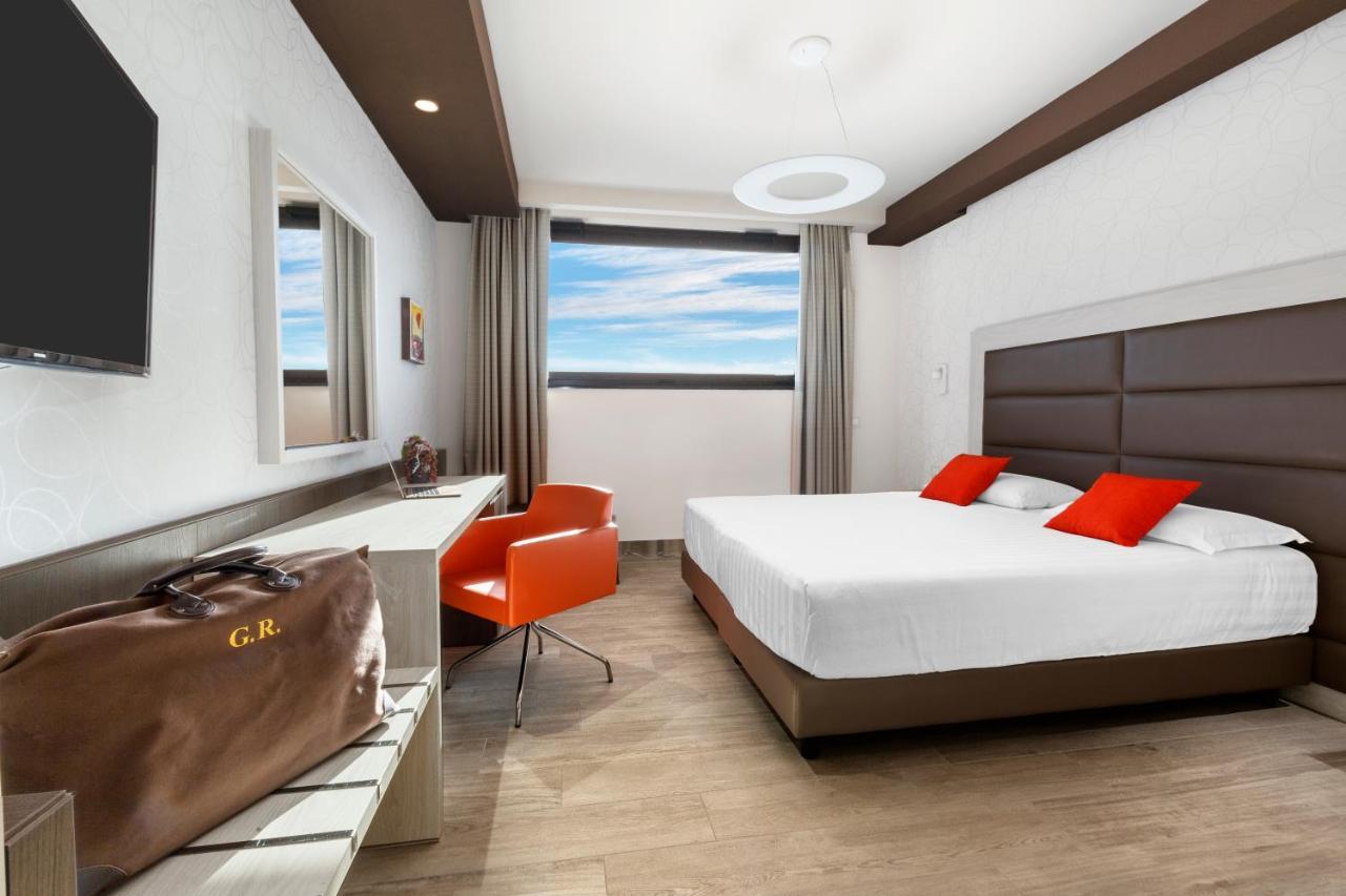 Bhotel Лаґонеґро Екстер'єр фото