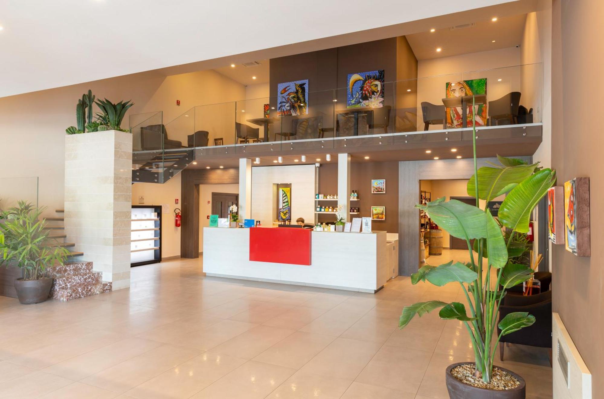 Bhotel Лаґонеґро Екстер'єр фото